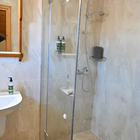 Casa Gantz 招待所 大特尔诺沃